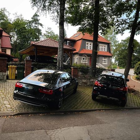 Villa Filmowiec Polanica-Zdrój Buitenkant foto