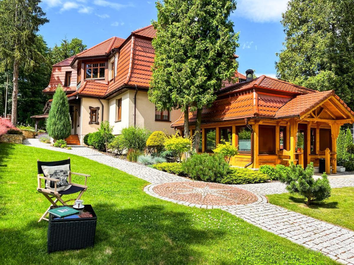 Villa Filmowiec Polanica-Zdrój Buitenkant foto