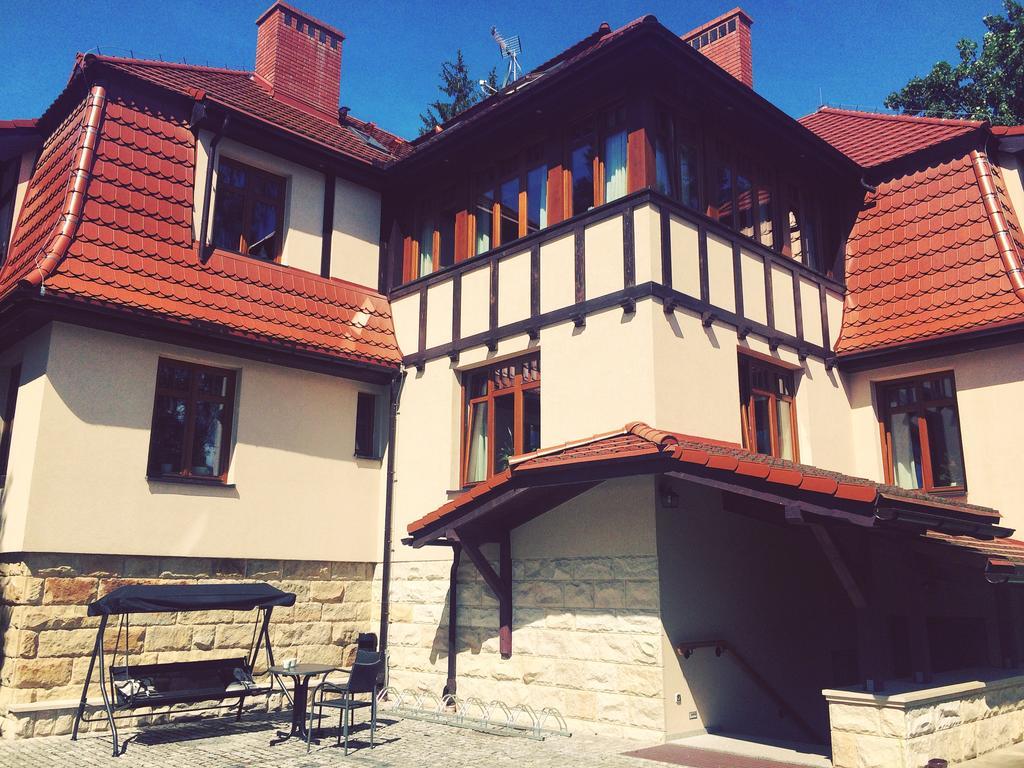 Villa Filmowiec Polanica-Zdrój Buitenkant foto